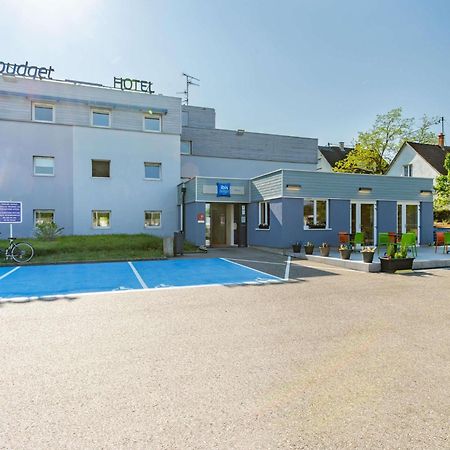 Ibis Budget 셀레스탓 외부 사진